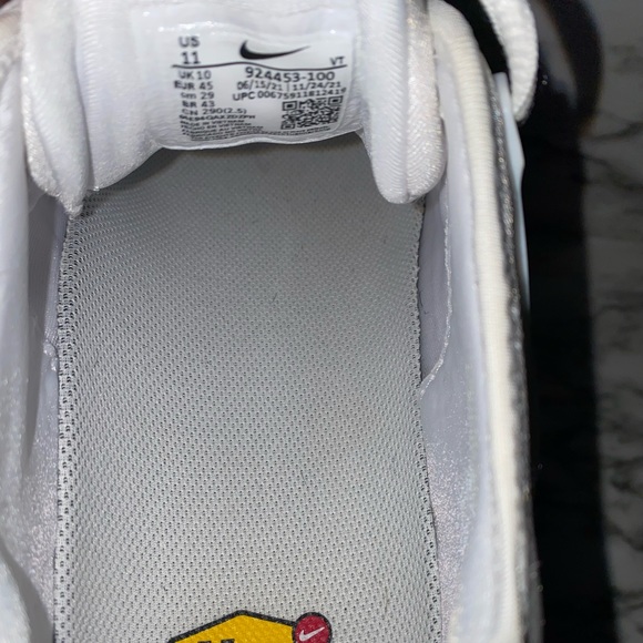 Nike Vapermax Plus Triple White Size 11 - Picture 6 of 6